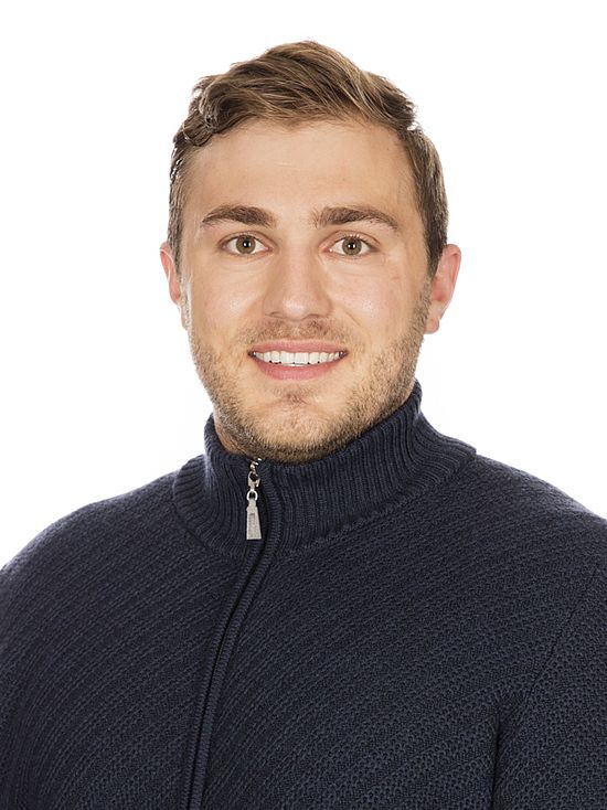 Dr. Christoph Hauser